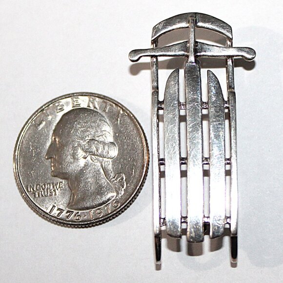 Sterling Silver Sled Brooch 6 Grams - Picture 3 of 4